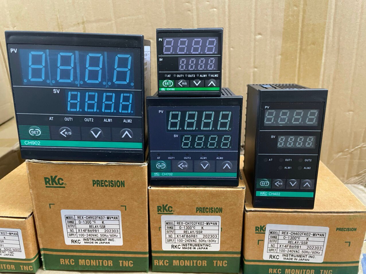 Đồng hồ nhiệt PID (RKC REX-CH)